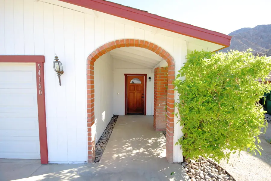 54160 Avenida Mendoza, La Quinta, CA 92253 - Image #2