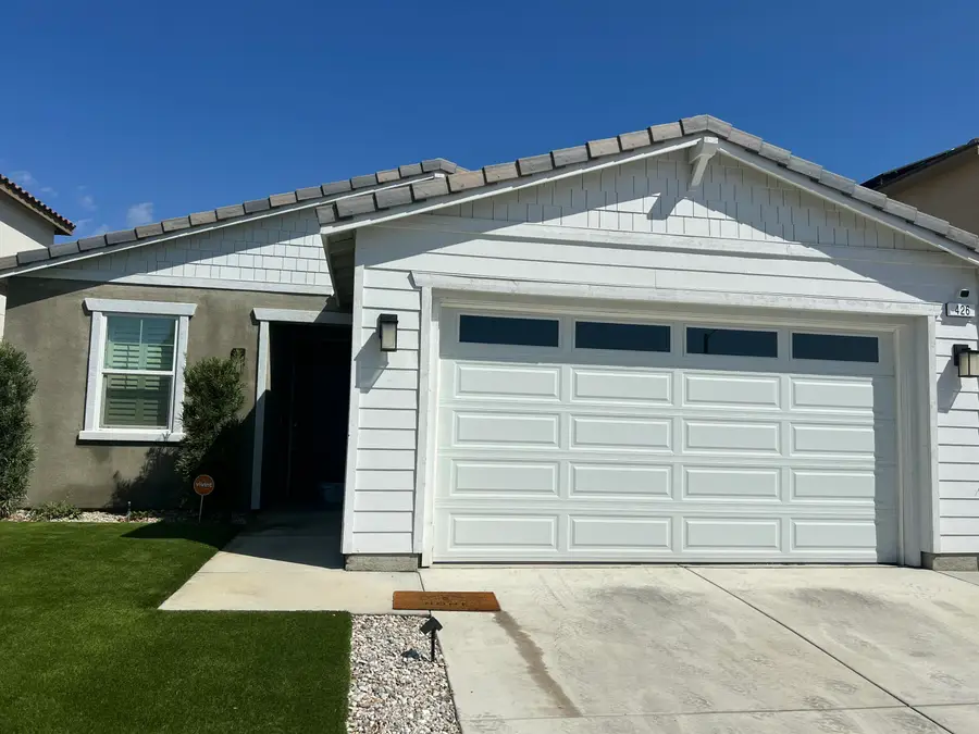 426 E Orchard Street, Rialto, CA 92376 - #2