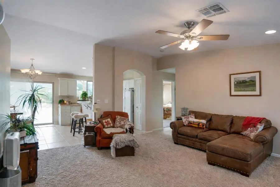 61869 Grand View Circle, Yucca Valley, CA 92284 - Image #3