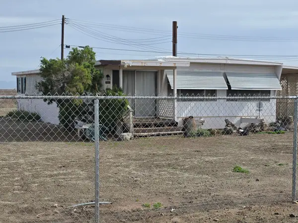 9588 Avenue H, Bombay Beach, CA 92257
