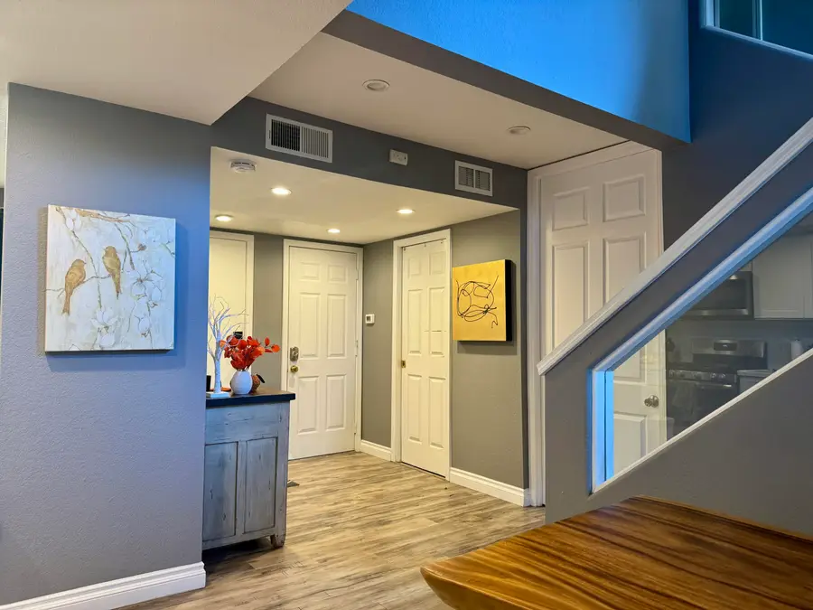 2518 N Tustin Avenue #E, Santa Ana, CA 92705 - Image #2