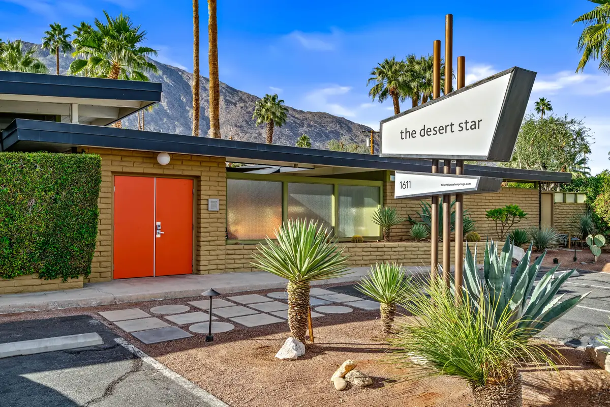 1611 S Calle Palo Fierro #4, Palm Springs, CA 92264 - Image #1