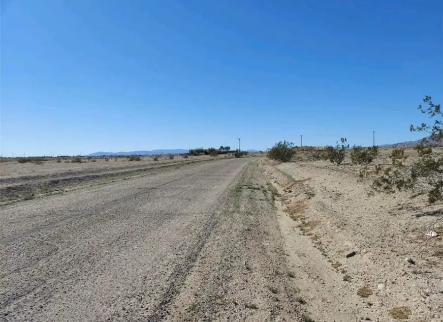 1370 Alpine Avenue, Thermal, CA 92274 - Image #2