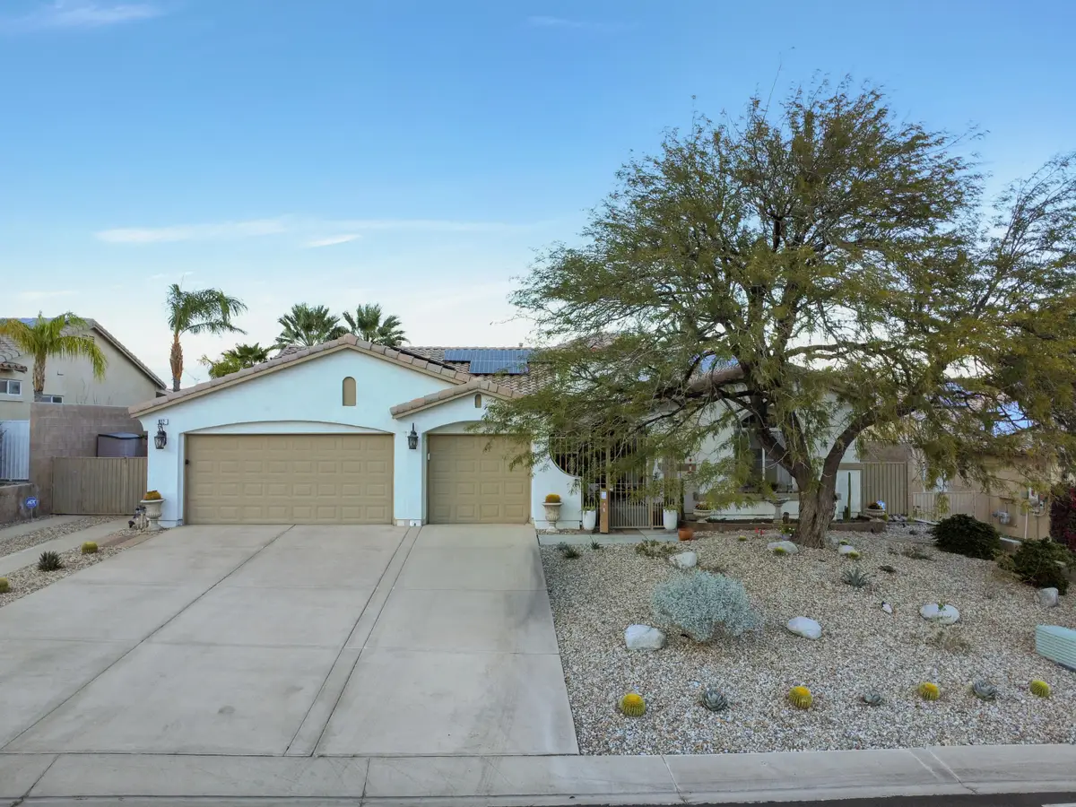 912 Tierra Lane, Palm Springs, CA 92262 - #1