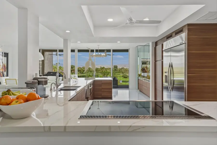 899 Island Drive #509, Rancho Mirage, CA 92270 - Image #2