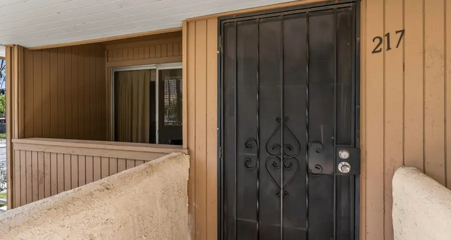 2875 N Los Felices Road #217, Palm Springs, CA 92262 - Image #3