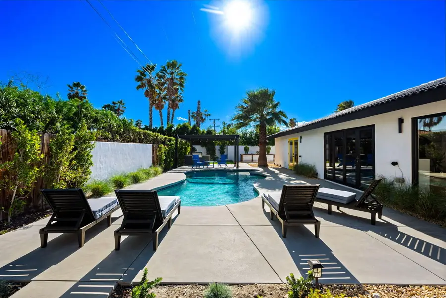 1980 N Los Alamos Road, Palm Springs, CA 92262 - Image #2