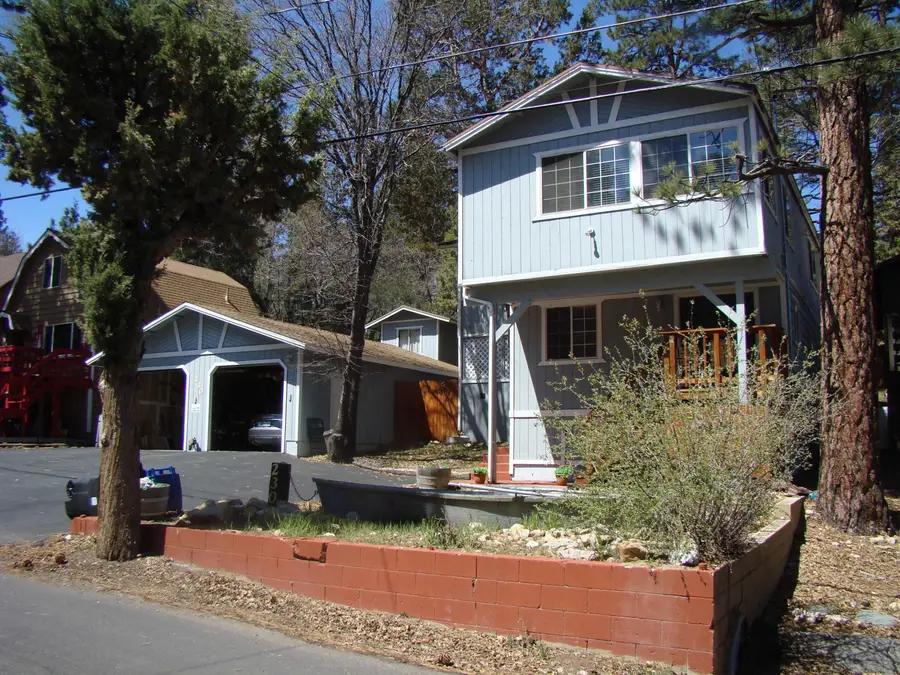230 Vista Avenue, Sugarloaf, CA 92386 - #2
