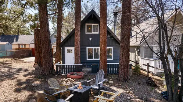 526 Kern, Sugarloaf, CA 92386