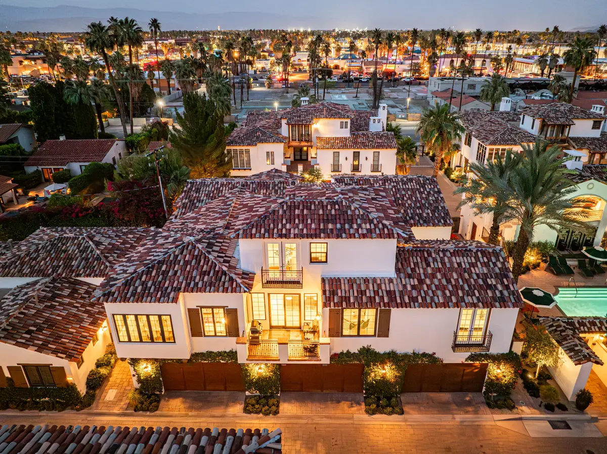 233 Calle La Soledad, Palm Springs, CA 92262 - #1