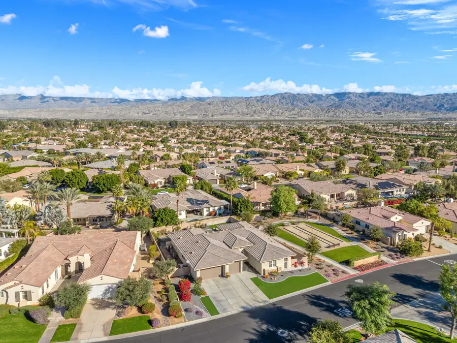 79738 S Parkway Esplanade S, La Quinta, CA 92253 - #2