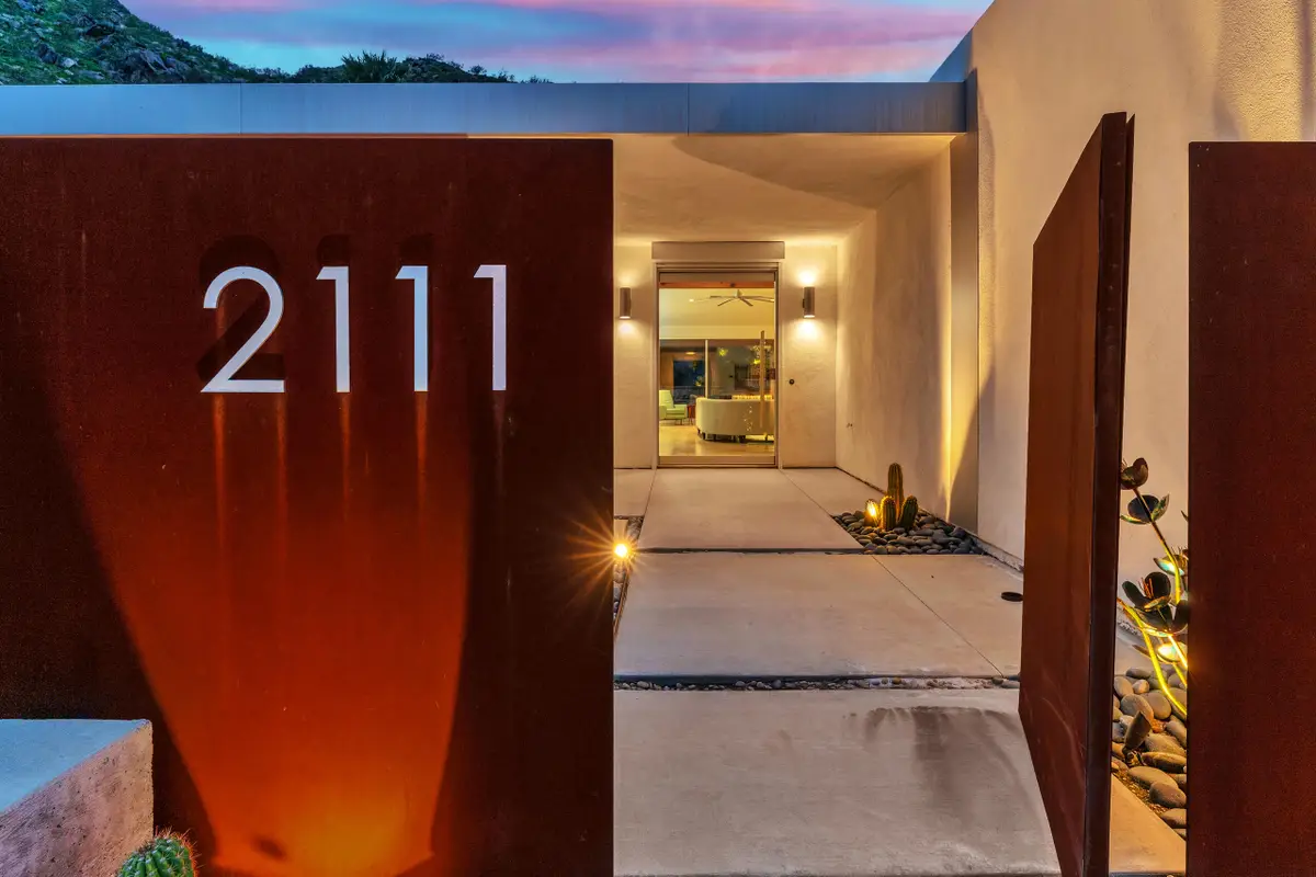 2111 S Camino Barranca, Palm Springs, CA 92264 - Image #1