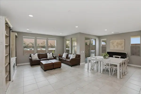 73721 Raphael Drive, Palm Desert, CA 92211