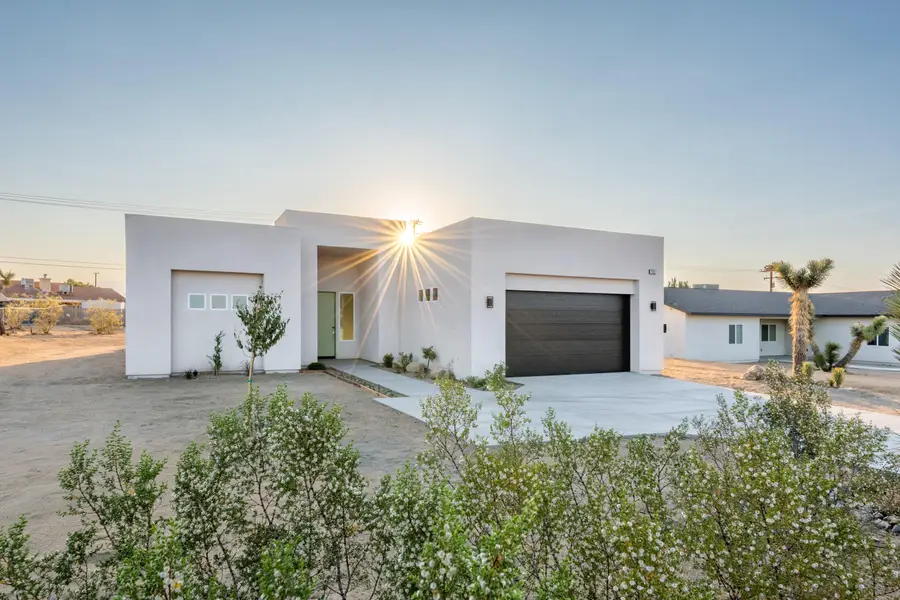 7082 Avalon Avenue, Yucca Valley, CA 92284 - #2