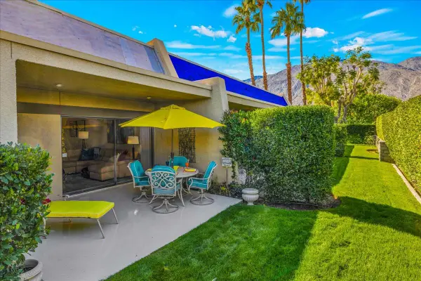 1254 Tiffany Circle N, Palm Springs, CA 92262