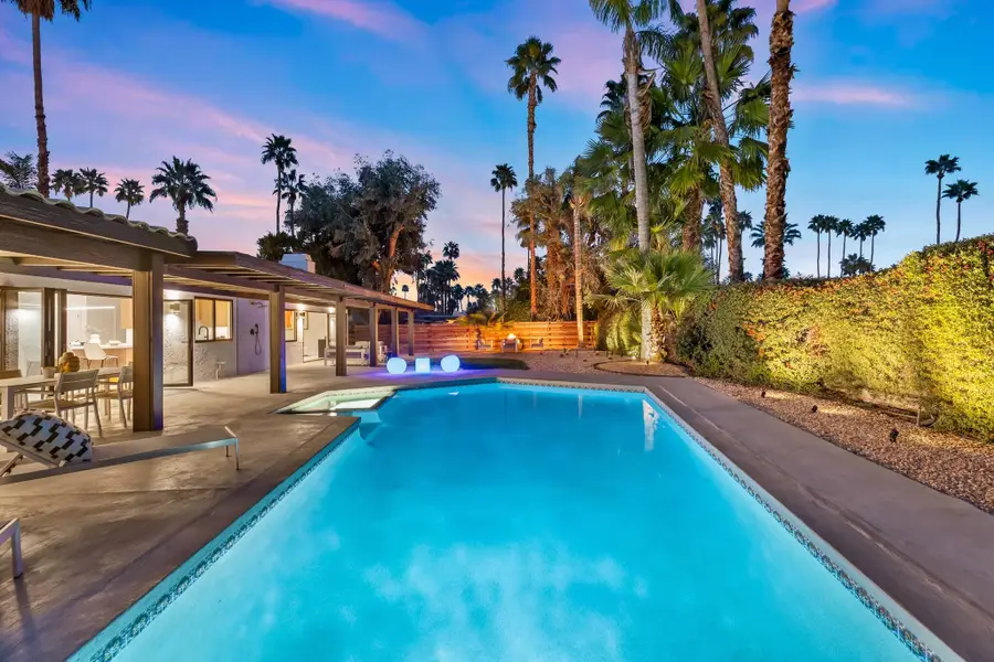 1560 S Beverly Drive, Palm Springs, CA 92264 - #2