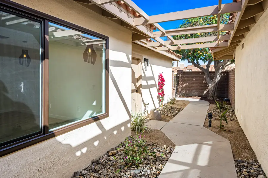 251 Calle Del Verano, Palm Desert, CA 92260 - #3