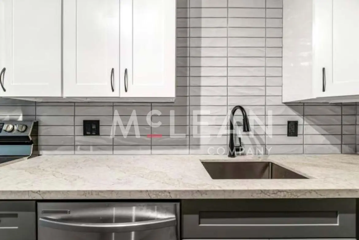 2809 N Los Felices Circle E #212, Palm Springs, CA 92262 - #1