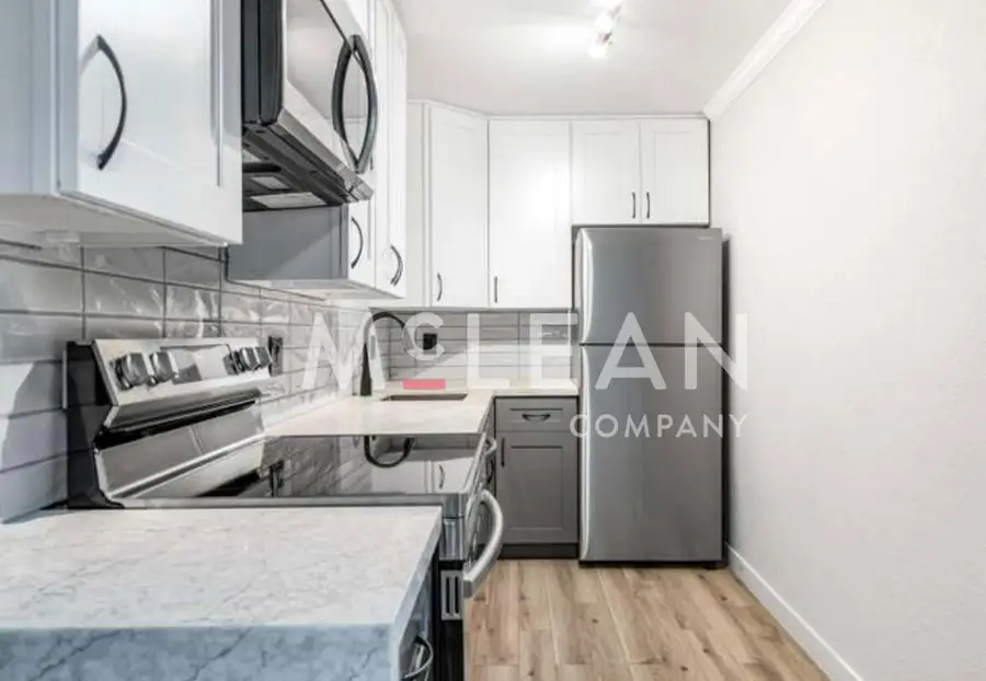 2809 N Los Felices Circle E #212, Palm Springs, CA 92262 - #3