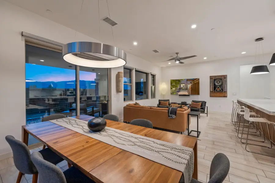 1401 Retreat Circle, Palm Desert, CA 92260 - #2