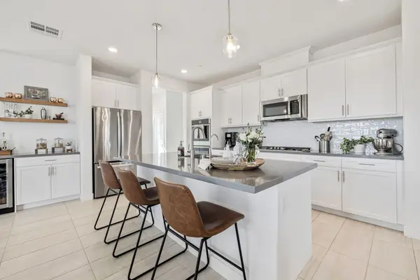 41462 Harvey Mudd Drive, Palm Desert, CA 92211