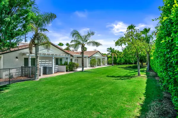 2898 N Sunrise Way, Palm Springs, CA 92262