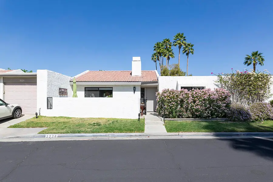 2226 Sunshine Way, Palm Springs, CA 92264 - #3
