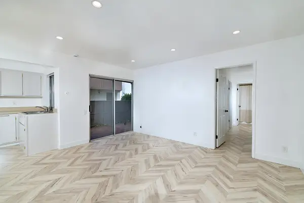 8015 Caminito De Pizza #E, San Diego, CA 92108