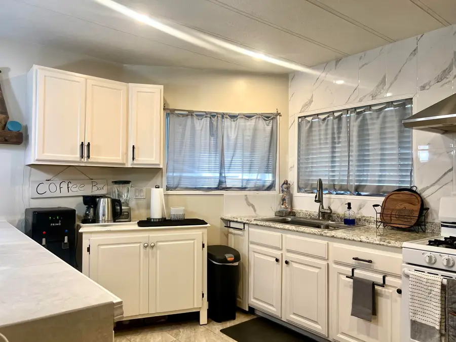 69530 Dillon Road #6a, Desert Hot Springs, CA 92241 - #3