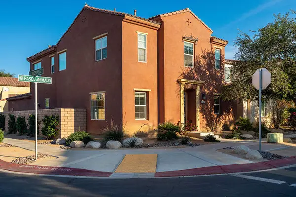 551 Via De La Paz, Palm Desert, CA 92211