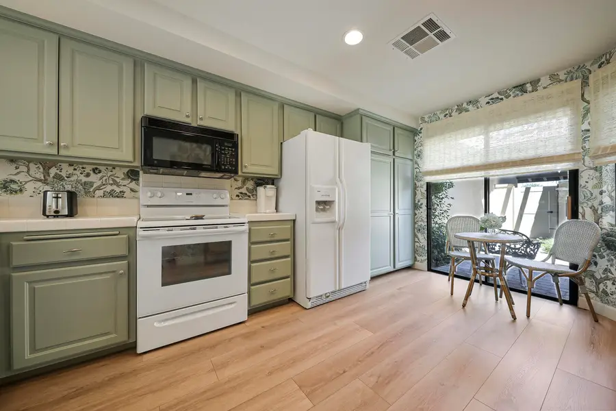 345 Bouquet Canyon Drive, Palm Desert, CA 92211 - #3