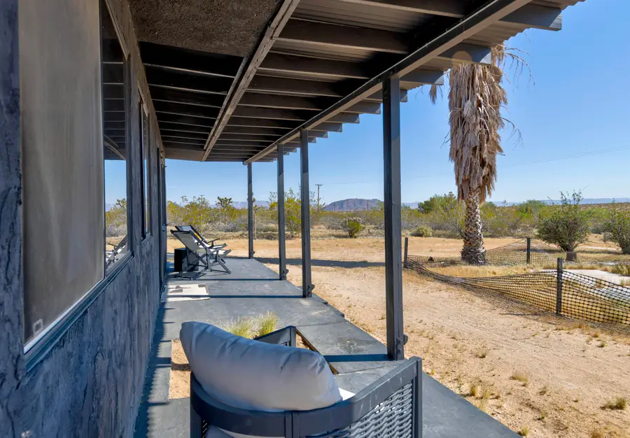 330 Delgada Avenue, Yucca Valley, CA 92284 - #2