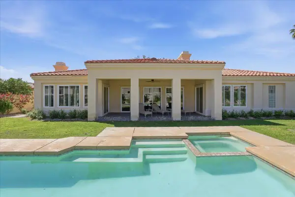 62 Laken Lane, Palm Desert, CA 92211