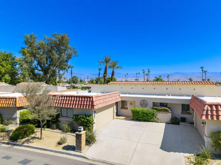 40884 La Costa Circle E, Palm Desert, CA 92211 - #2