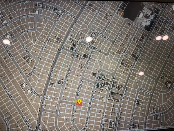 2318 Shore King Avenue, Thermal, CA 92274