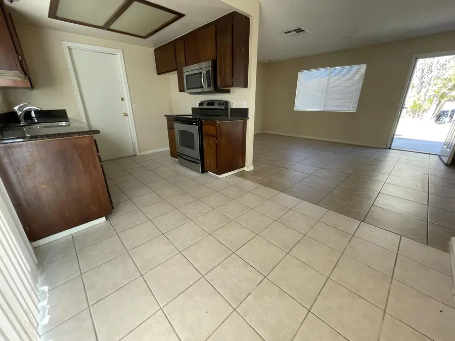 6414 El Dorado Avenue, Yucca Valley, CA 92284 - #3