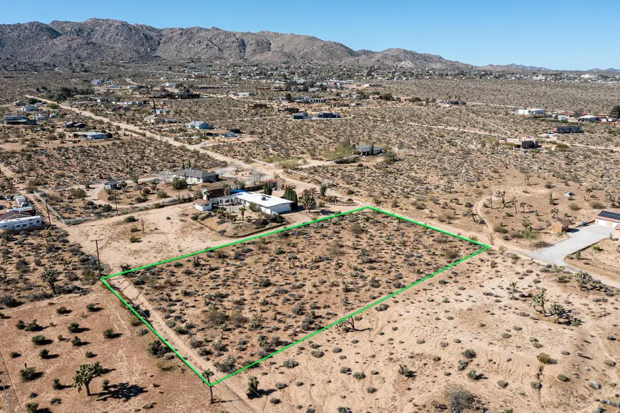 102 Saddleback Road, Joshua Tree, CA 92252 - #2