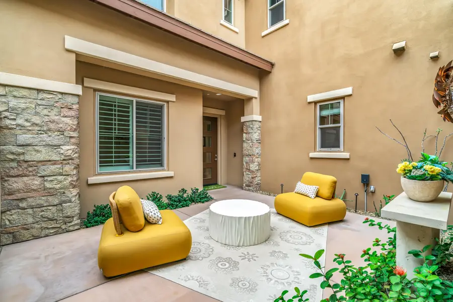 1002 Retreat Circle, Palm Desert, CA 92260 - #2