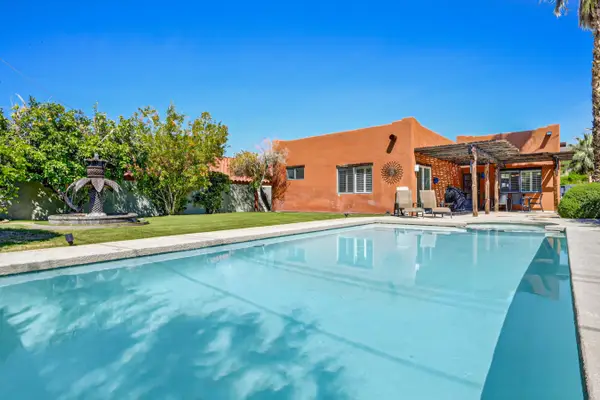 54695 Avenida Madero, La Quinta, CA 92253