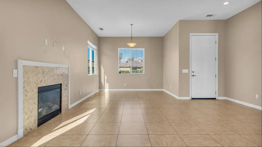 12454 Via Loreto, Desert Hot Springs, CA 92240 - #3