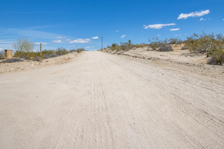 140 Rice Avenue, Joshua Tree, CA 92252 - #2