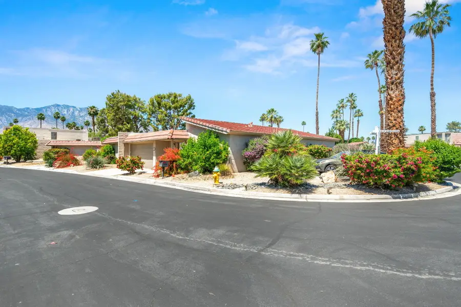 68390 Calle Barcelona, Cathedral City, CA 92234 - #2