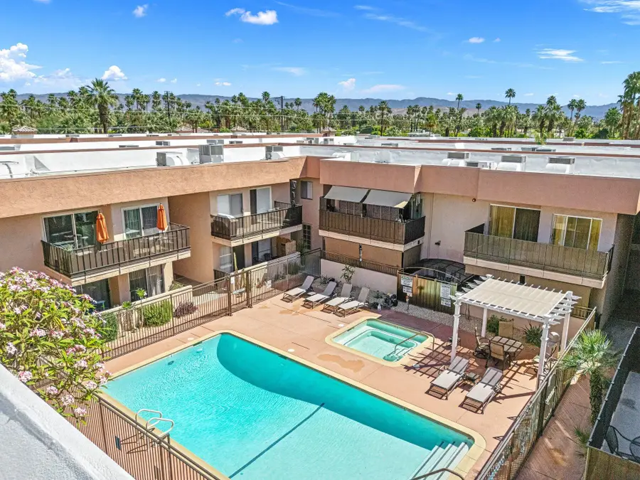 400 N Sunrise Way #136, Palm Springs, CA 92262 - #3