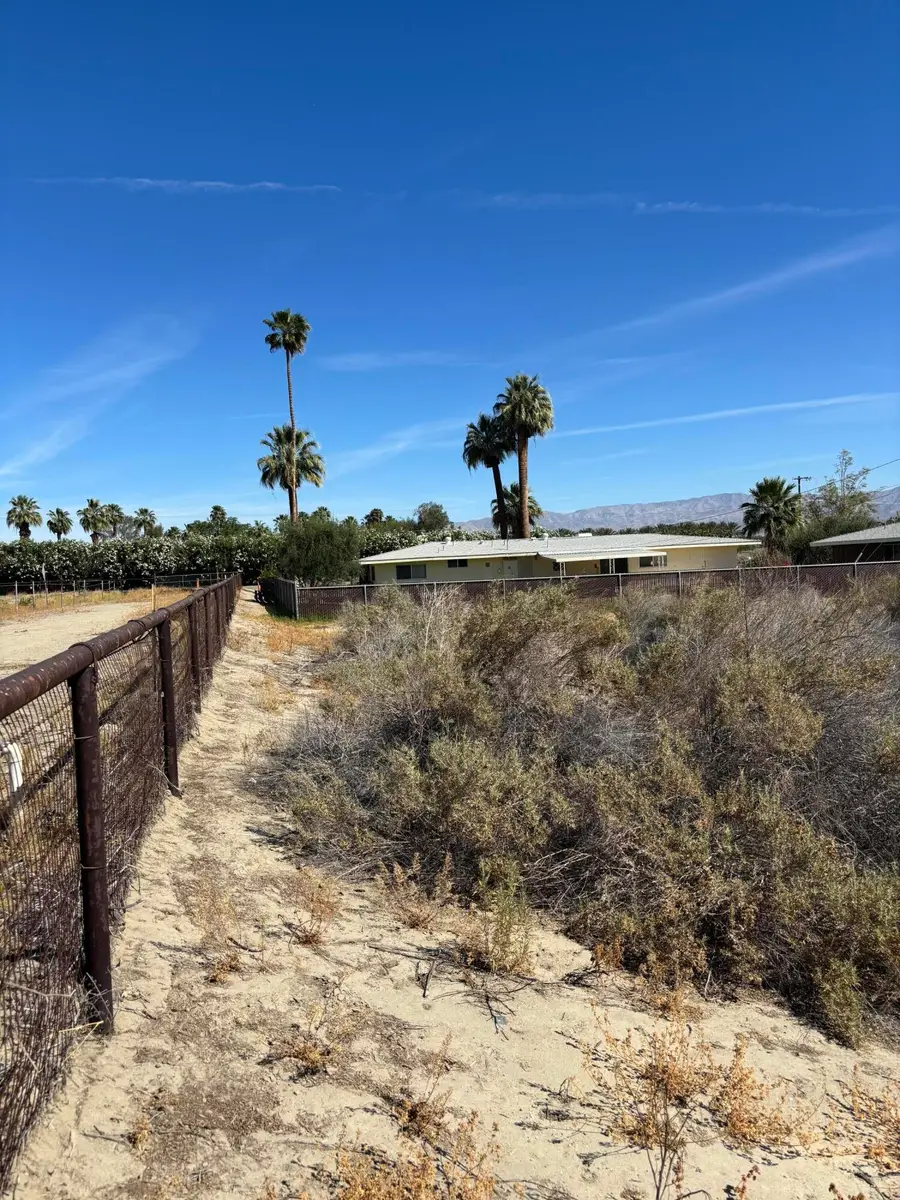 Sandra E Sandra Drive S, Thermal, CA 92274 - #3