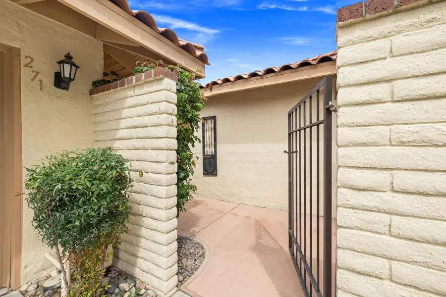 271 Tolosa Circle, Palm Desert, CA 92260 - #2