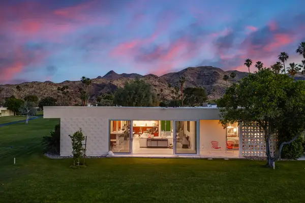 14 Lakeview Circle, Palm Springs, CA 92264
