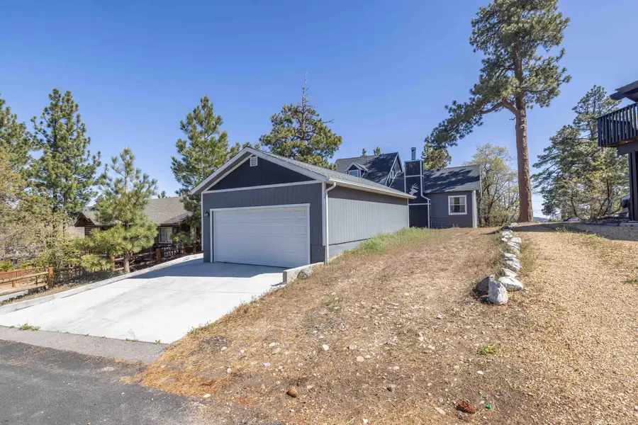 721 Villa Grove Avenue, Big Bear City, CA 92314 - #2