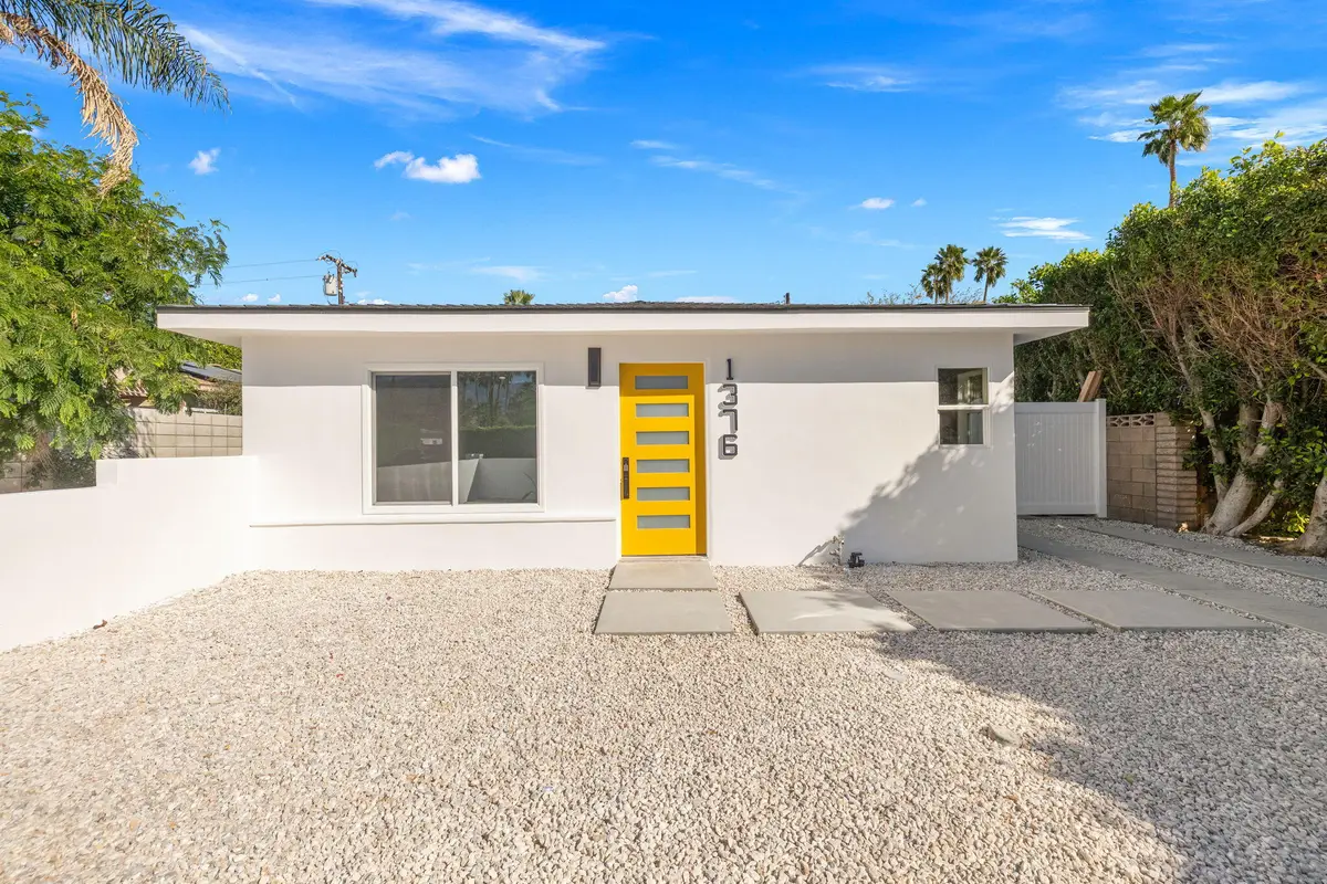 1372 E Camino Primrose, Palm Springs, CA 92264 - #1