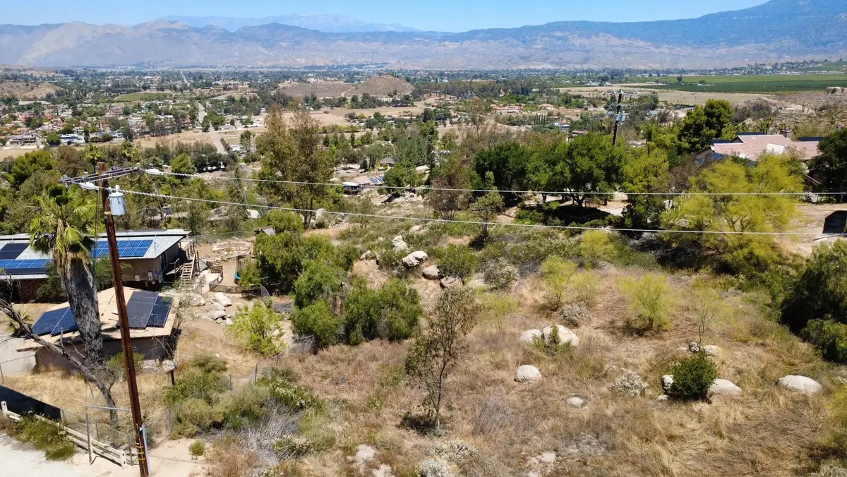2 Vista Del Valle, Hemet, CA 92544 - #1