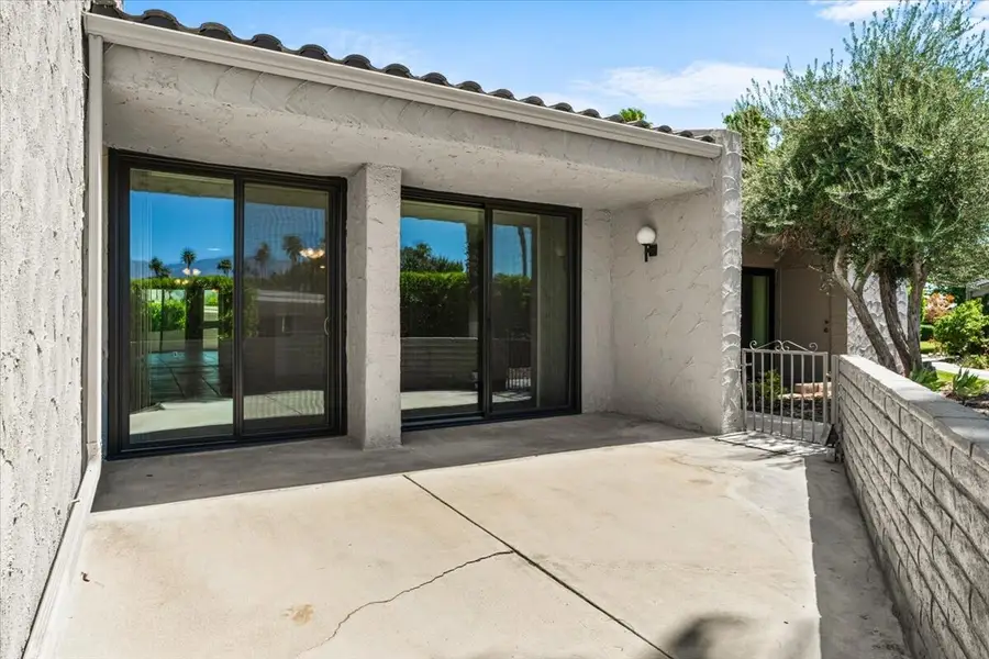 2620 N Whitewater Club #D, Palm Springs, CA 92262 - #3